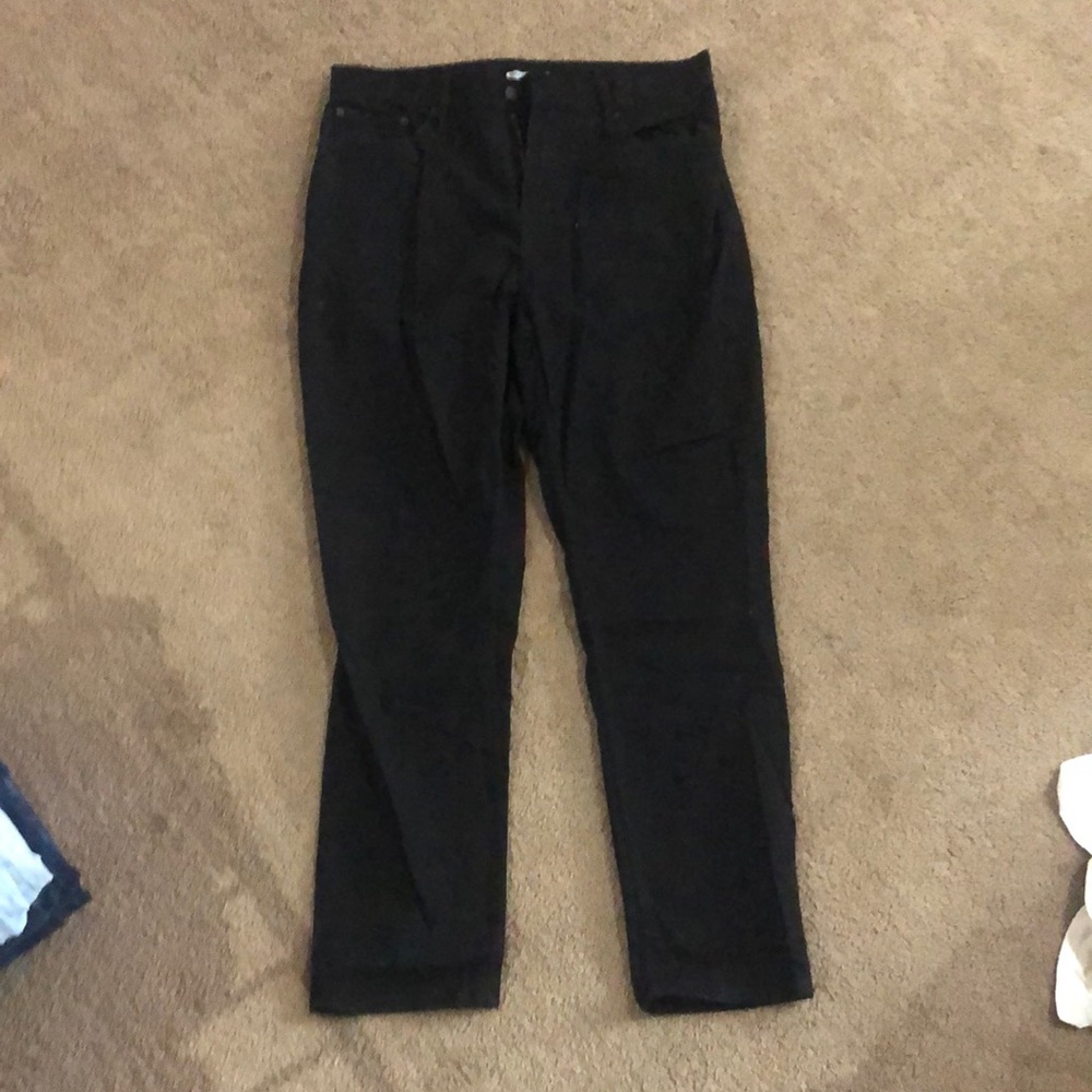 Old navy like new 36 x 32 black jeans